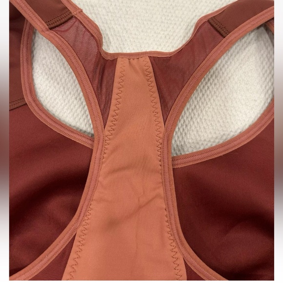 Athleta Women's Hustle Bra in SuperSonic Color Russet Brown Size 36 D/DD - Picture 3 of 5
